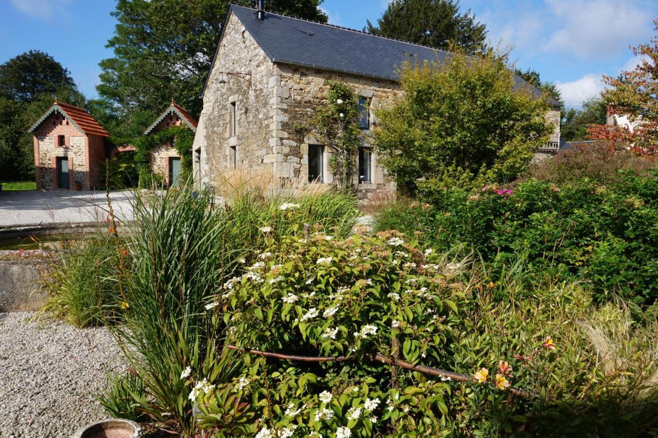 Au Fil De L'Eau Le Vast Exterior foto